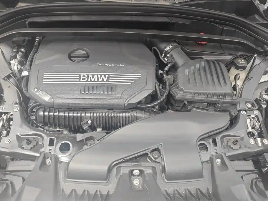 BMW X1 2022 sDrive25Li Leading Edition — миниатюра 10