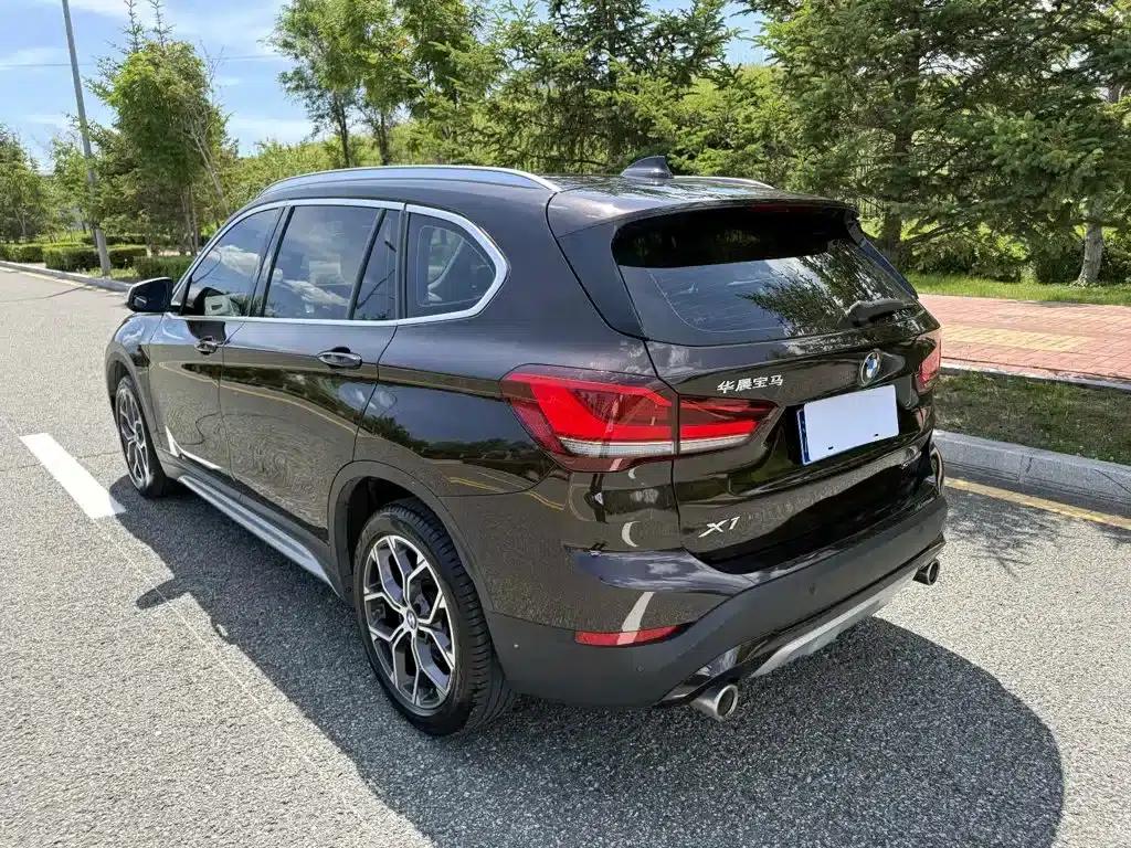 BMW X1 2022 sDrive20Li Premium — миниатюра 6
