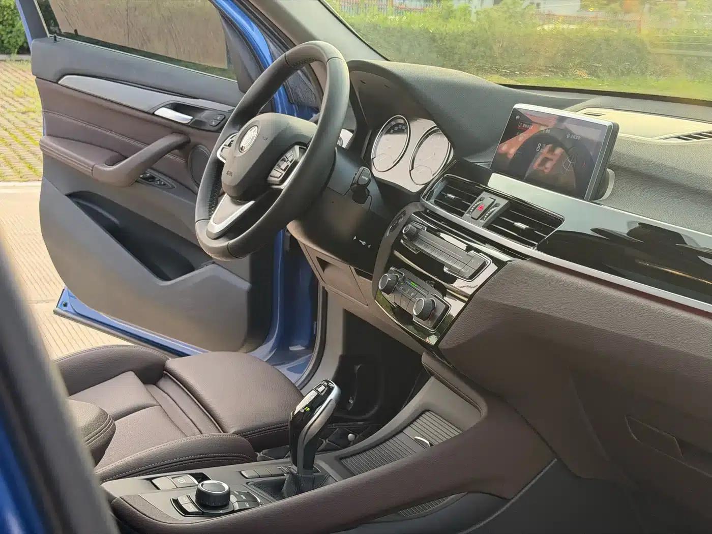BMW X1 2020 sDrive20Li Fashion Edition — миниатюра 12