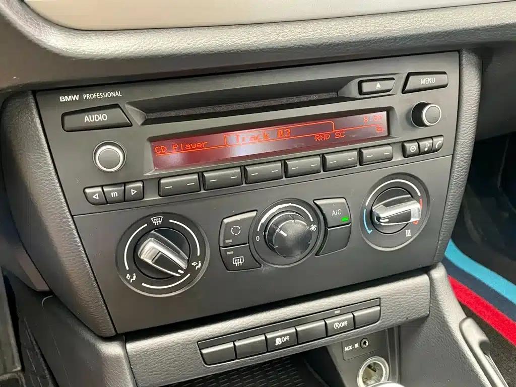 BMW X1 2014 sDrive18i Fashion Edition — миниатюра 12