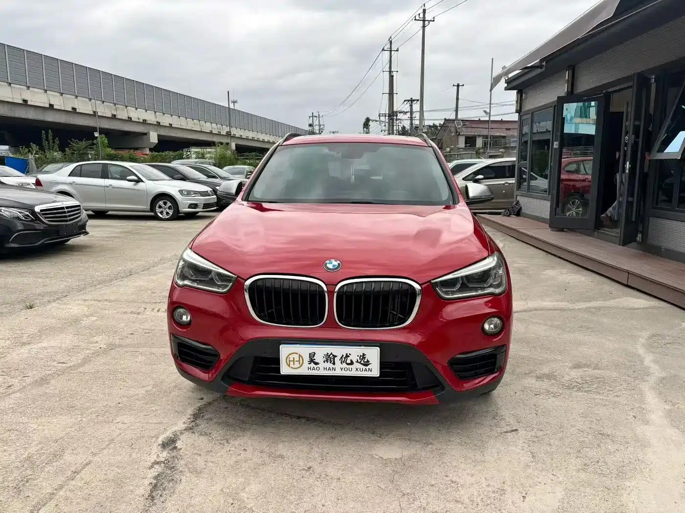 BMW X1 2016 sDrive20Li Luxury — миниатюра 2