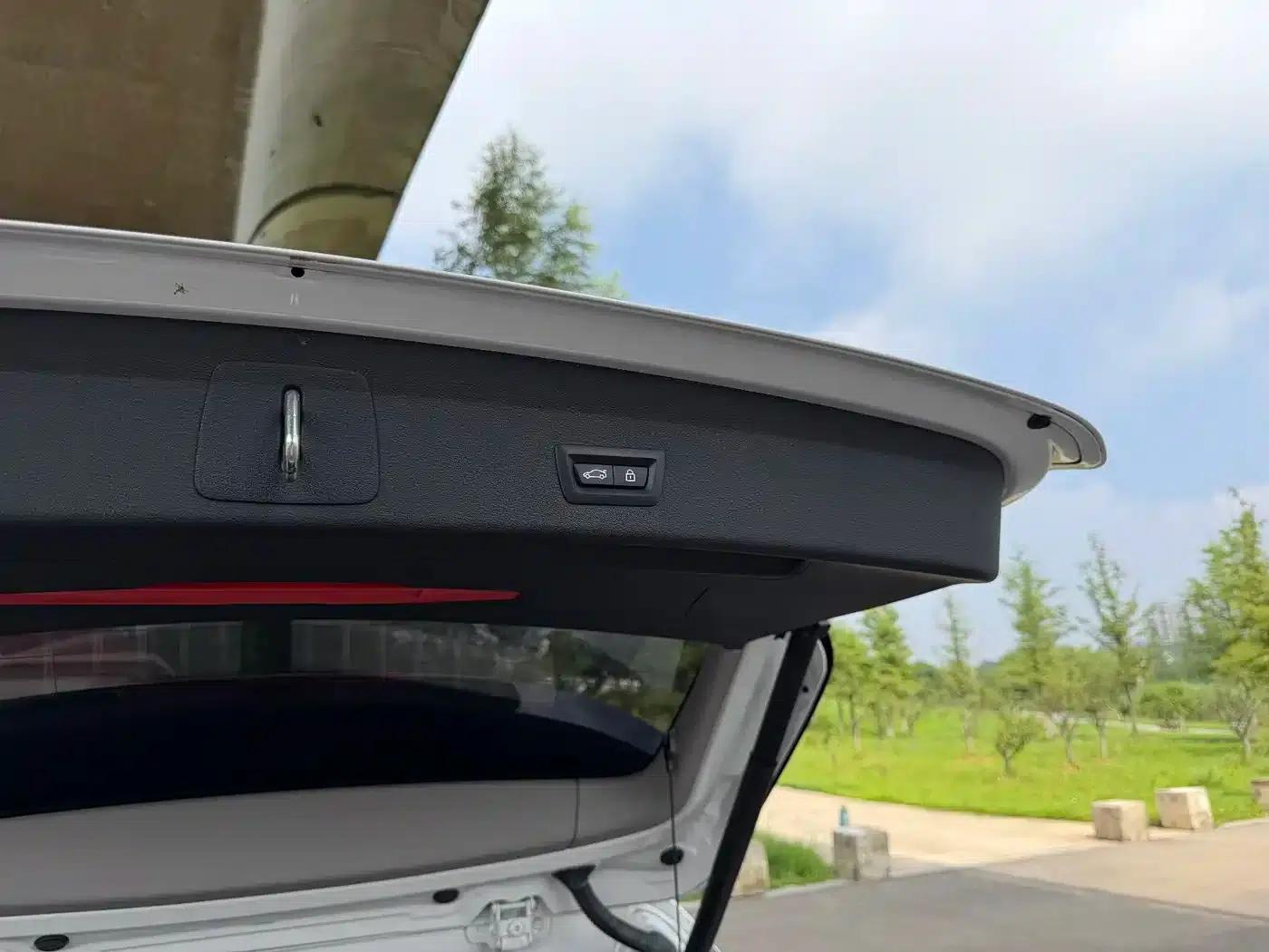 BMW X1 2019 sDrive20Li Leading Edition — миниатюра 13