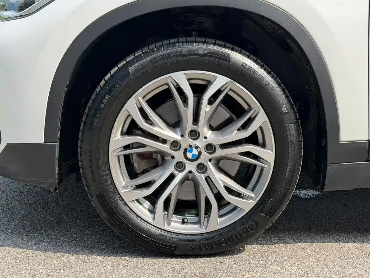 BMW X1 2019 sDrive20Li Leading Edition — миниатюра 16