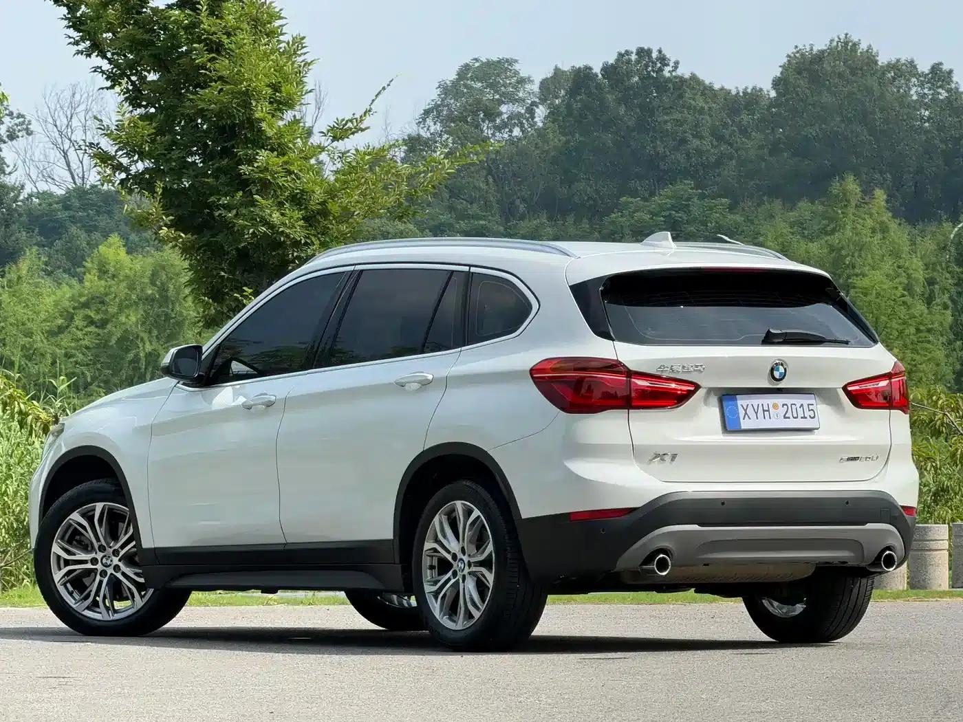 BMW X1 2019 sDrive20Li Leading Edition — миниатюра 19