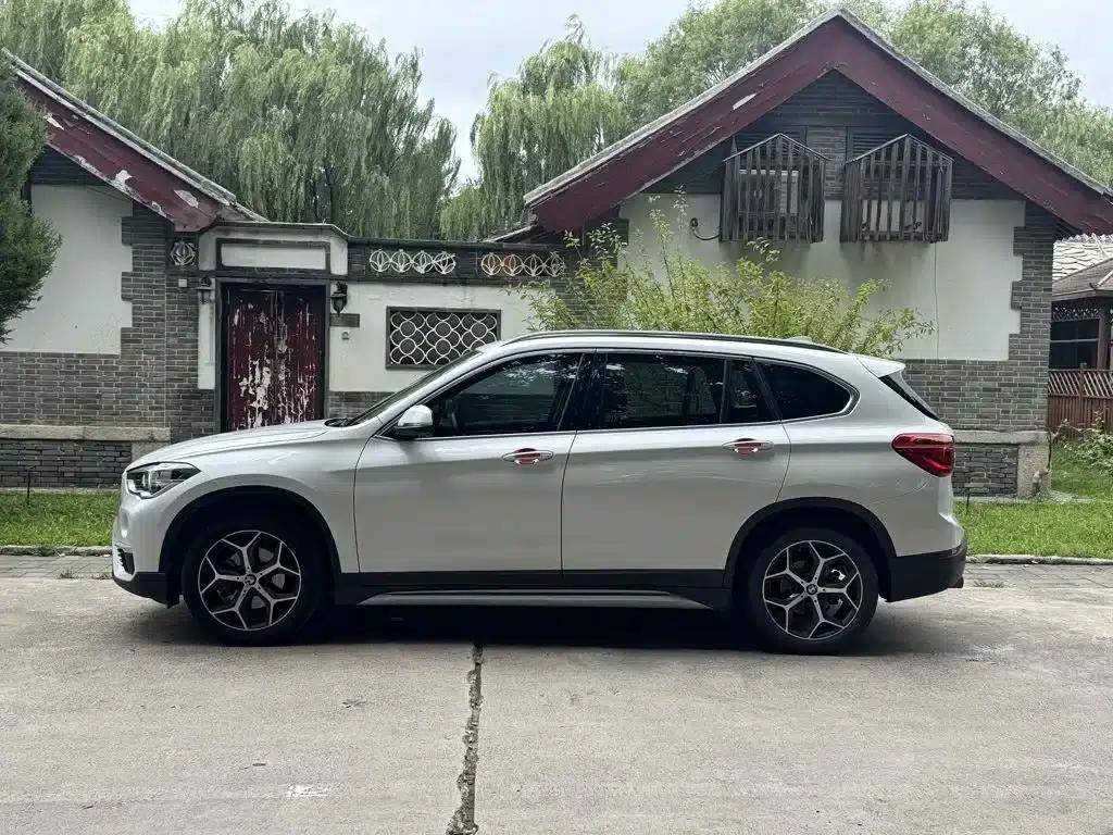 BMW X1 2019 sDrive18Li Premium — миниатюра 10