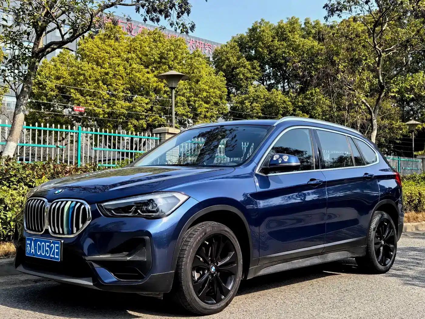 BMW X1 2021 Facelift sDrive20Li Fashion Edition — миниатюра 1