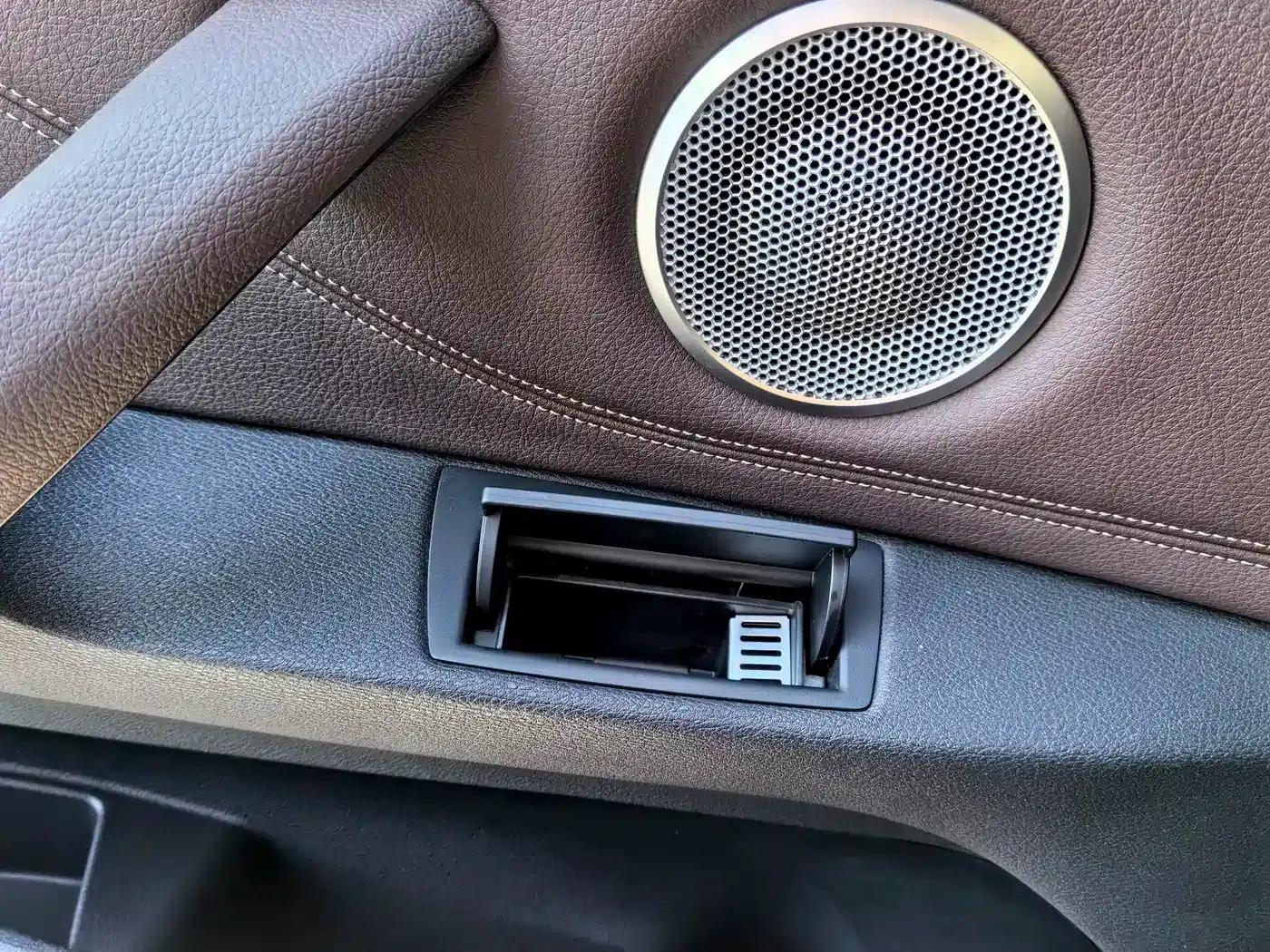 BMW X1 2021 Facelift sDrive20Li Fashion Edition — миниатюра 12