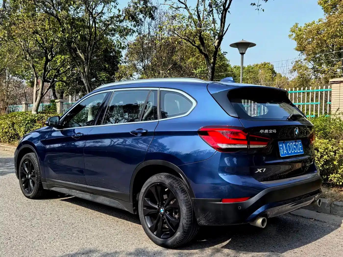 BMW X1 2021 Facelift sDrive20Li Fashion Edition — миниатюра 17