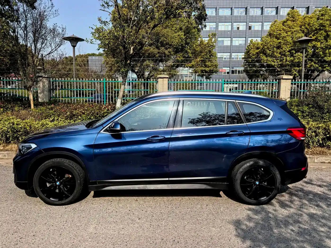 BMW X1 2021 Facelift sDrive20Li Fashion Edition — миниатюра 8
