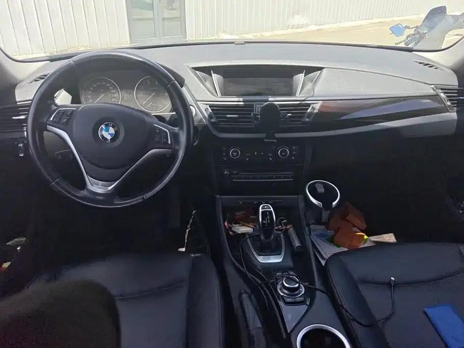 BMW X1 2013 xDrive20i X Design Package — миниатюра 12
