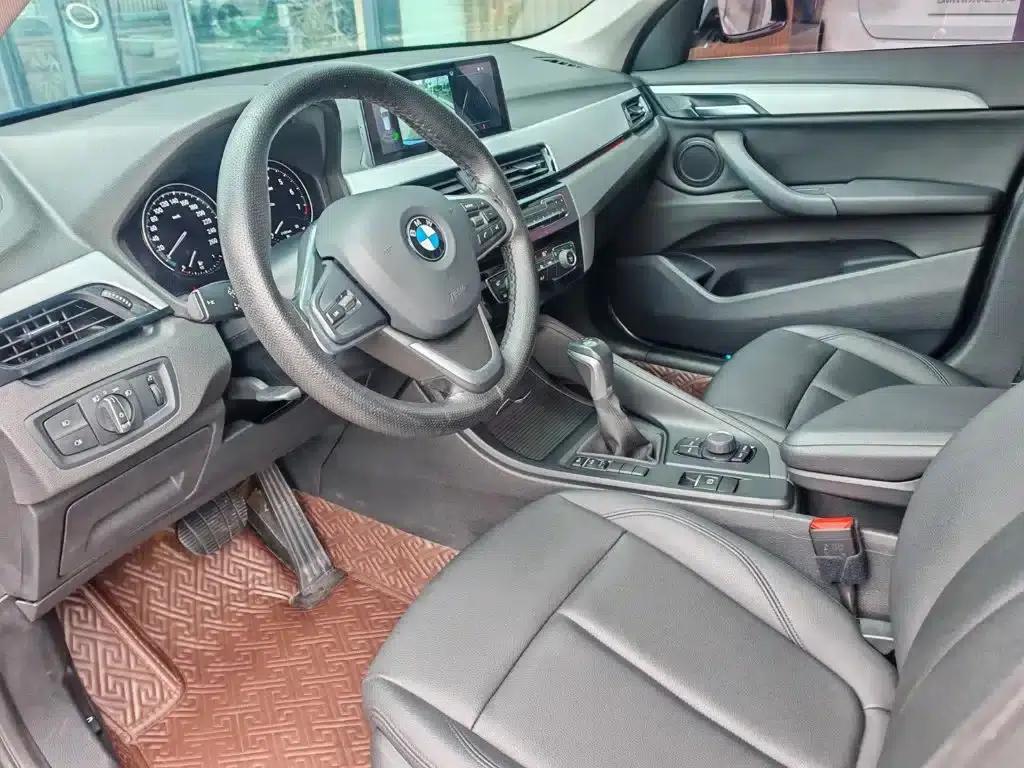 BMW X1 2019 sDrive20Li Leading Edition — миниатюра 10