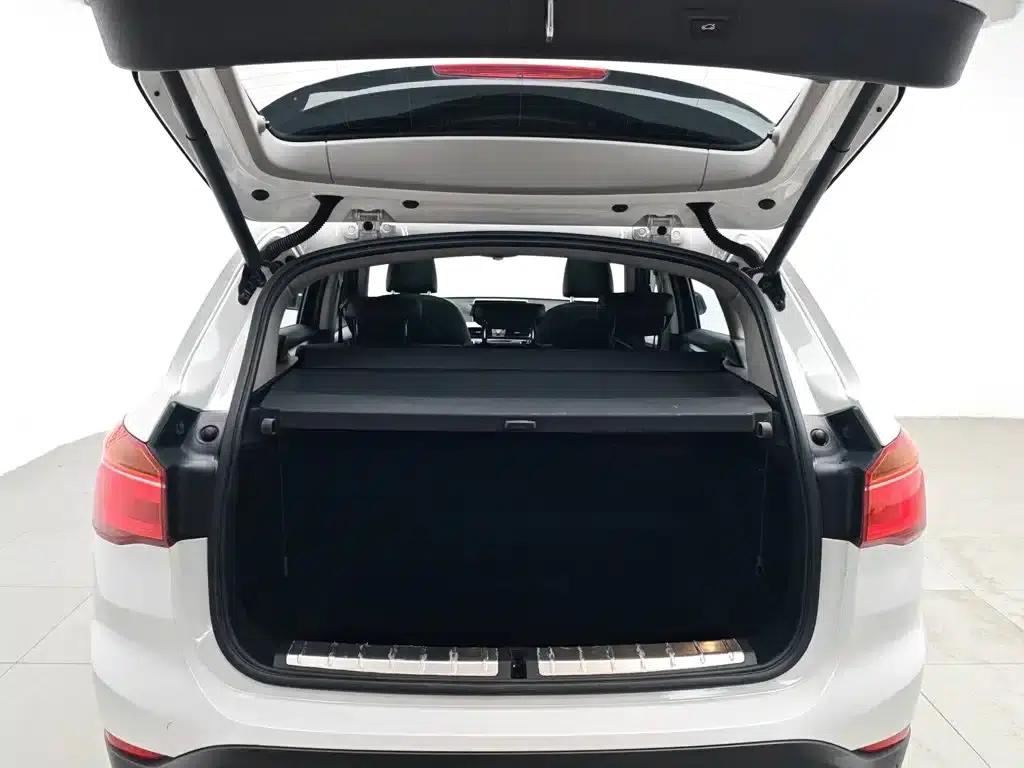 BMW X1 2016 sDrive18Li Premium — миниатюра 16