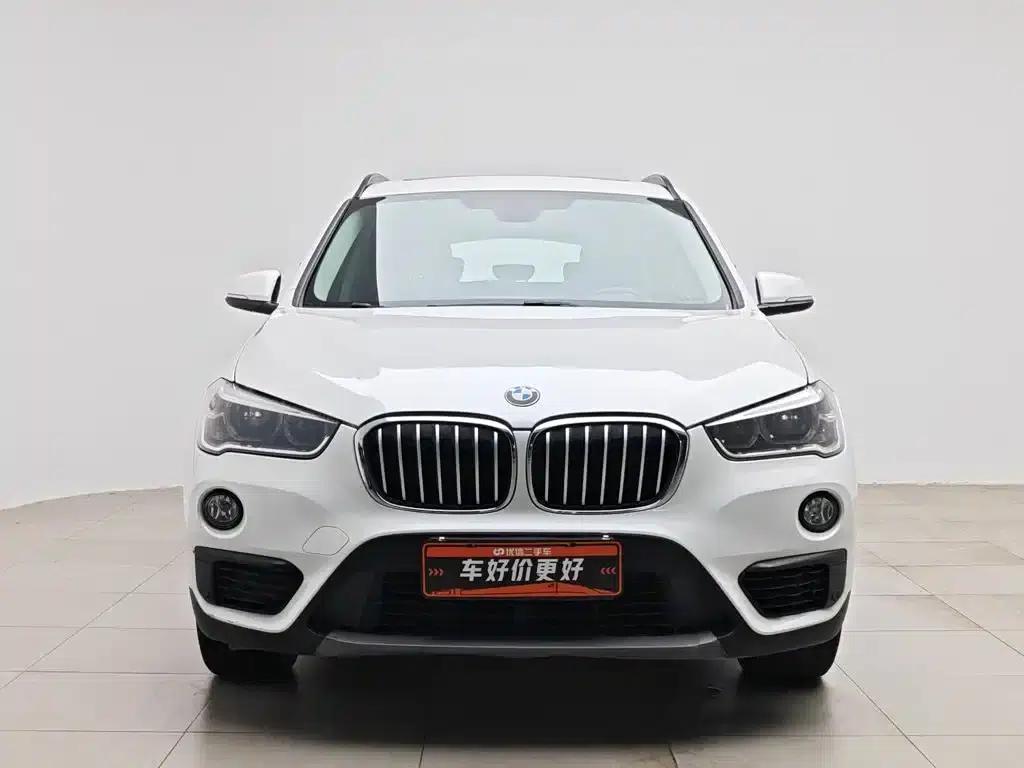BMW X1 2016 sDrive18Li Premium — миниатюра 3