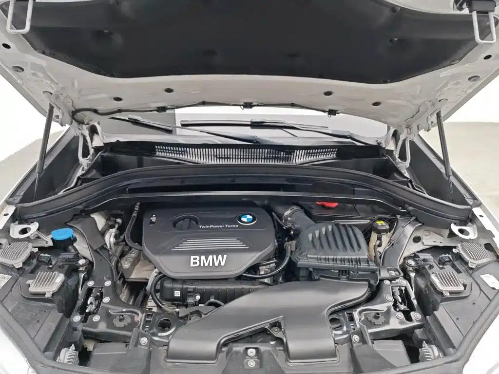 BMW X1 2016 sDrive18Li Premium — миниатюра 6