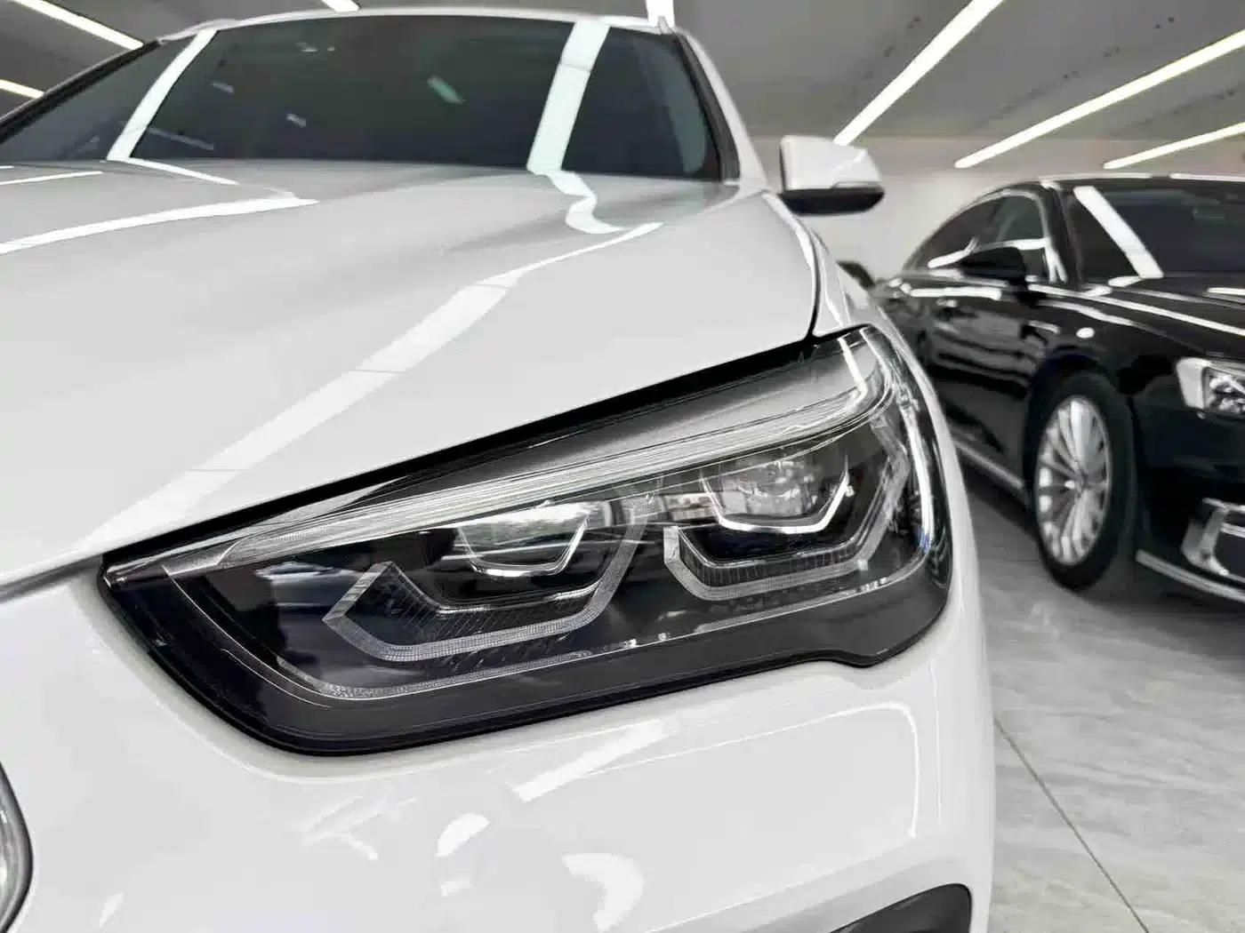 BMW X1 2022 sDrive25Li Leading Edition — миниатюра 23
