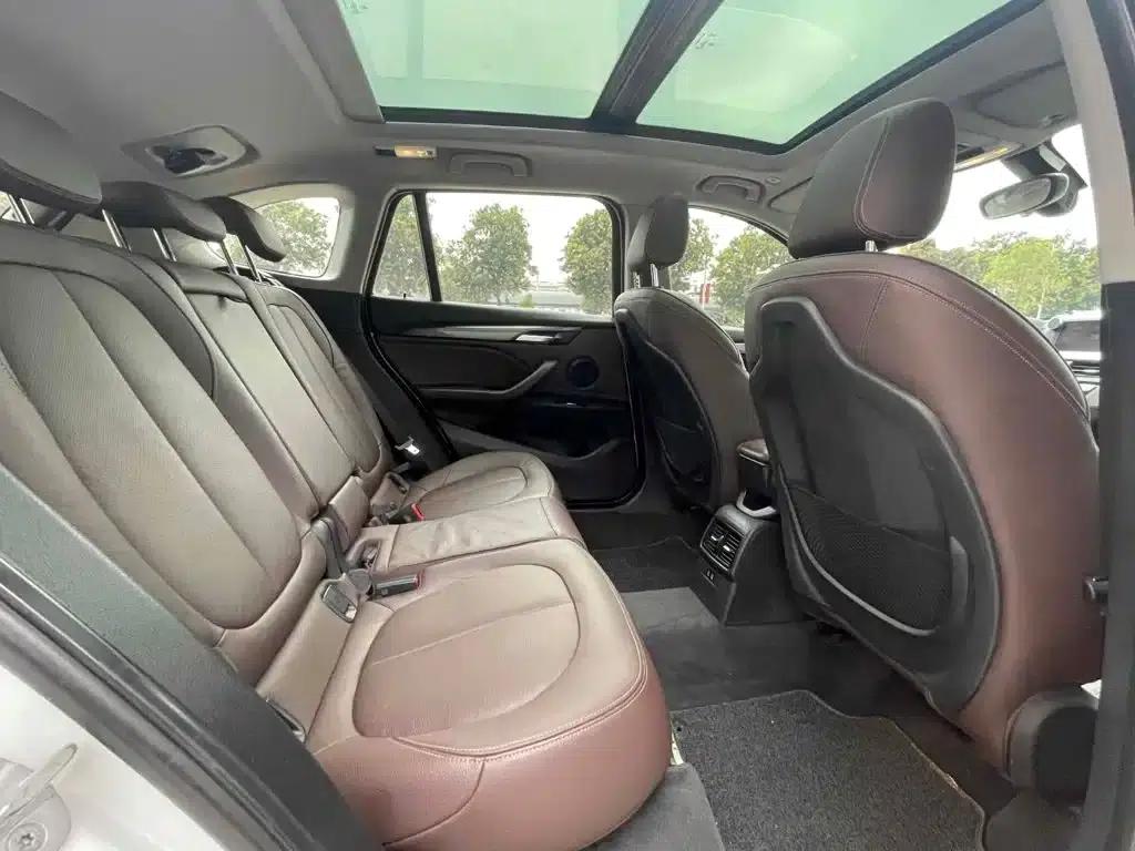 BMW X1 2019 sDrive18Li Premium — миниатюра 12