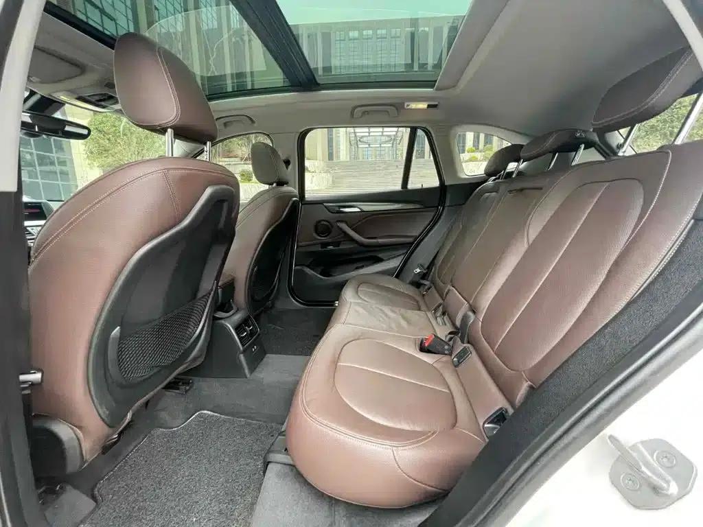 BMW X1 2019 sDrive18Li Premium — миниатюра 13