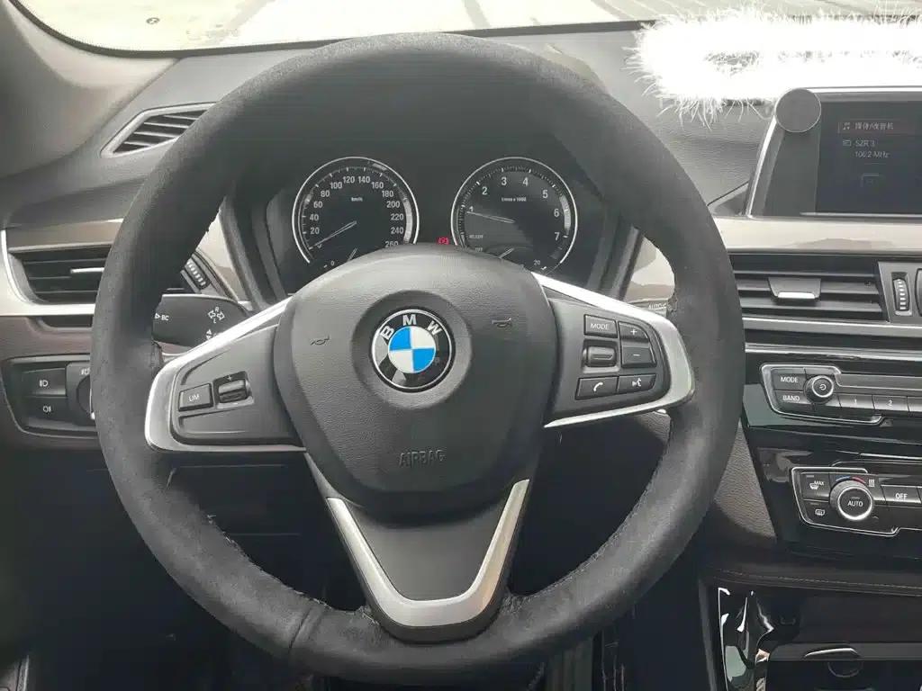 BMW X1 2019 sDrive18Li Premium — миниатюра 15