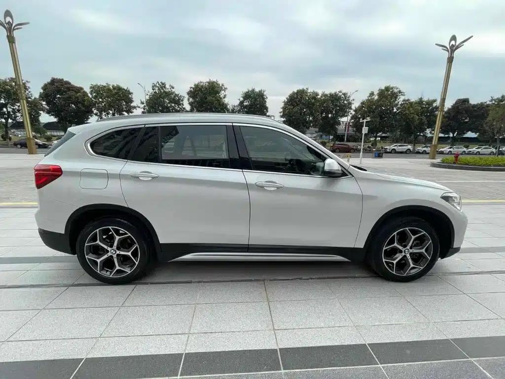 BMW X1 2019 sDrive18Li Premium — миниатюра 7
