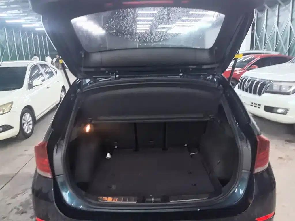 BMW X1 2015 sDrive18i Leading Upgrade Edition — миниатюра 19