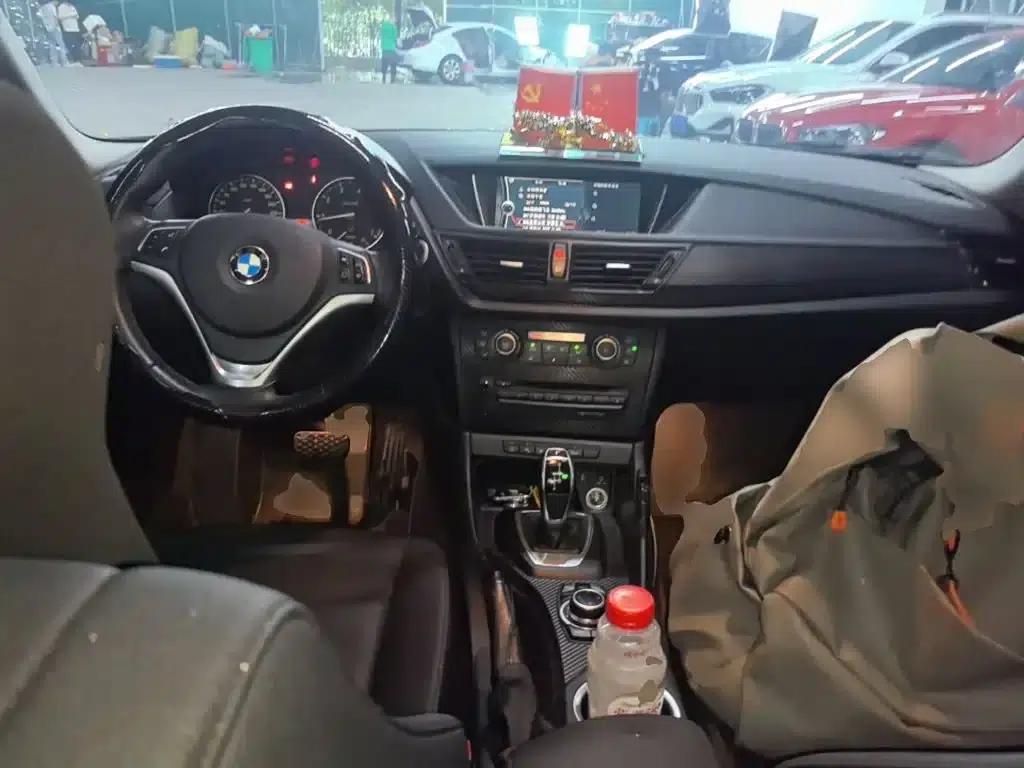 BMW X1 2015 sDrive18i Leading Upgrade Edition — миниатюра 10
