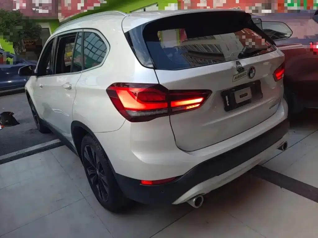 BMW X1 2020 sDrive20Li Fashion Edition — миниатюра 5