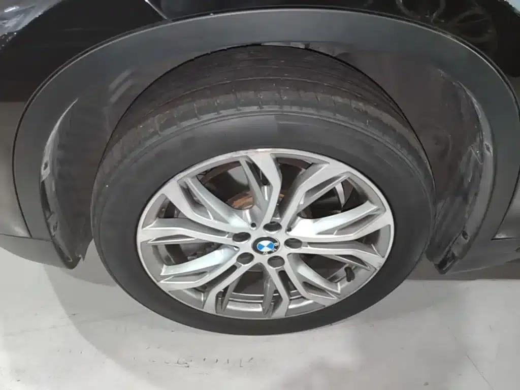 BMW X1 2019 sDrive20Li Leading Edition — миниатюра 23