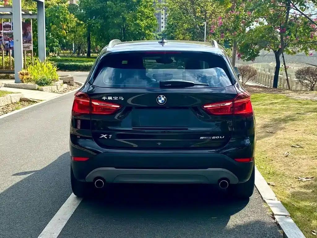 BMW X1 2019 sDrive20Li Leading Edition — миниатюра 6