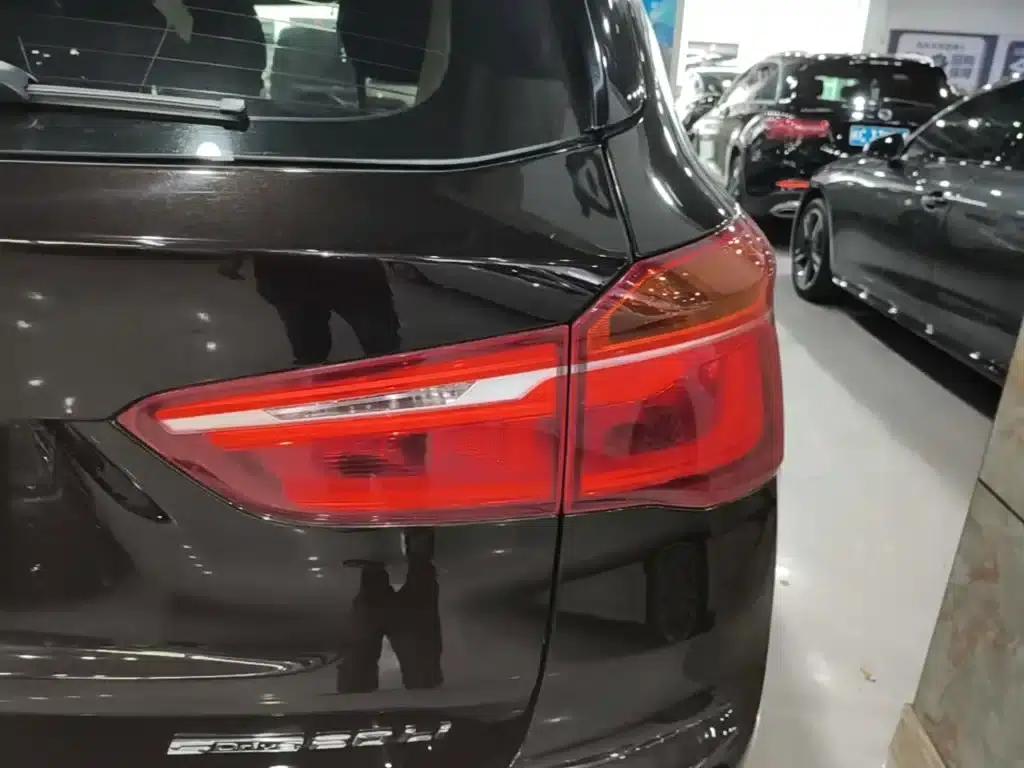 BMW X1 2019 sDrive20Li Leading Edition — миниатюра 8