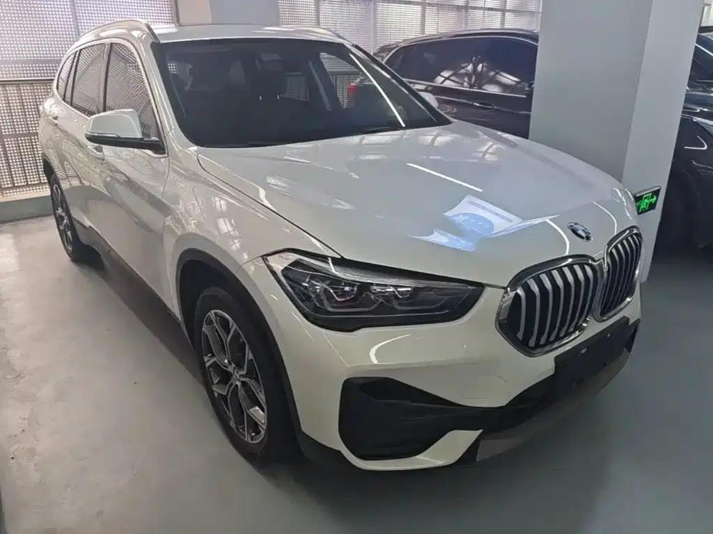 BMW X1 2022 sDrive25Li Leading Edition — миниатюра 4