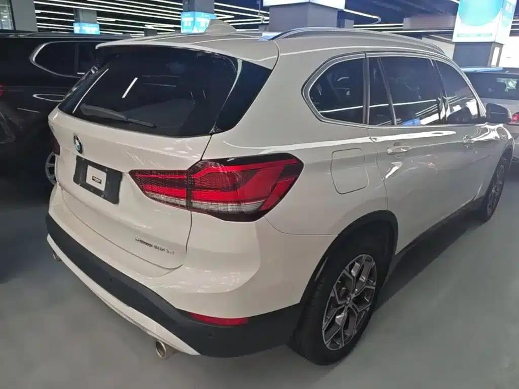 BMW X1 2022 sDrive25Li Leading Edition — миниатюра 7