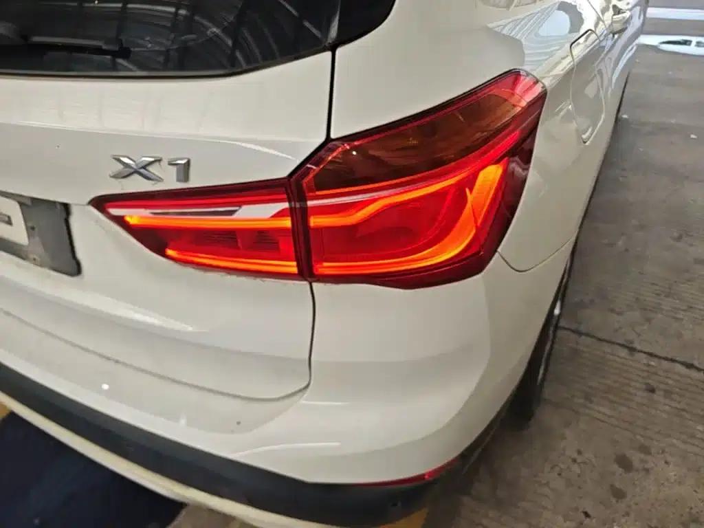 BMW X1 2016 sDrive18Li Premium — миниатюра 8