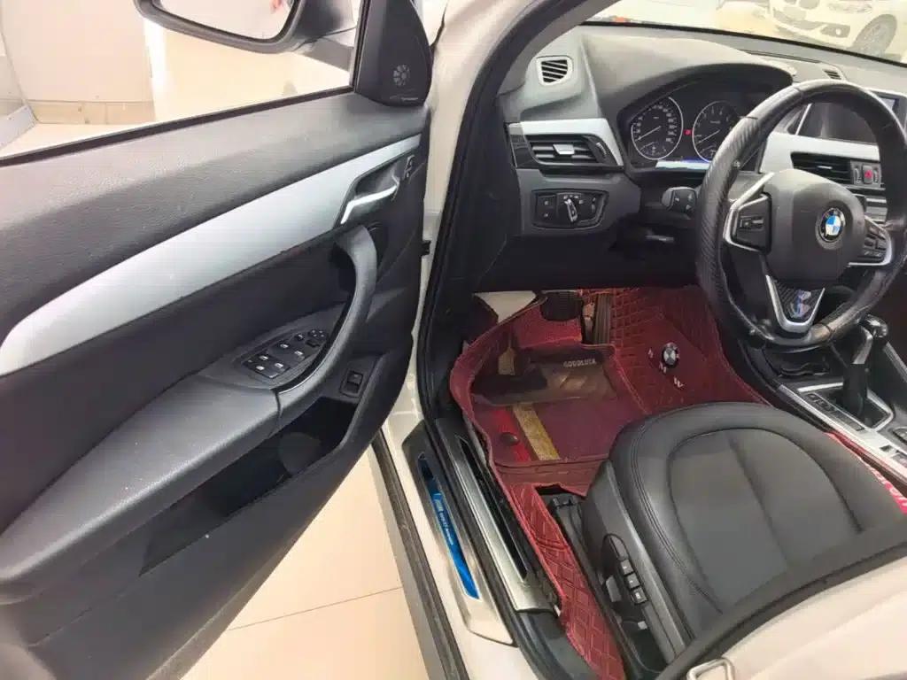 BMW X1 2018 sDrive20Li Leading Edition — миниатюра 16