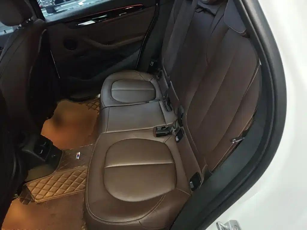 BMW X1 2018 xDrive20Li Premium — миниатюра 17