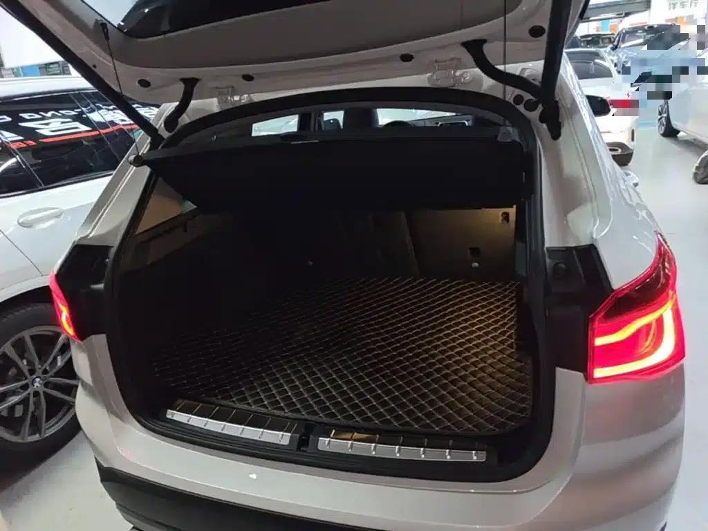 BMW X1 2018 xDrive20Li Premium — миниатюра 19