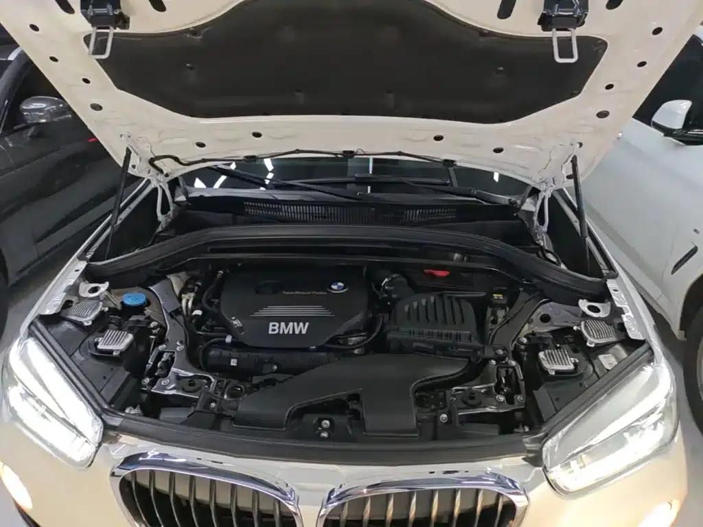 BMW X1 2018 xDrive20Li Premium — миниатюра 20