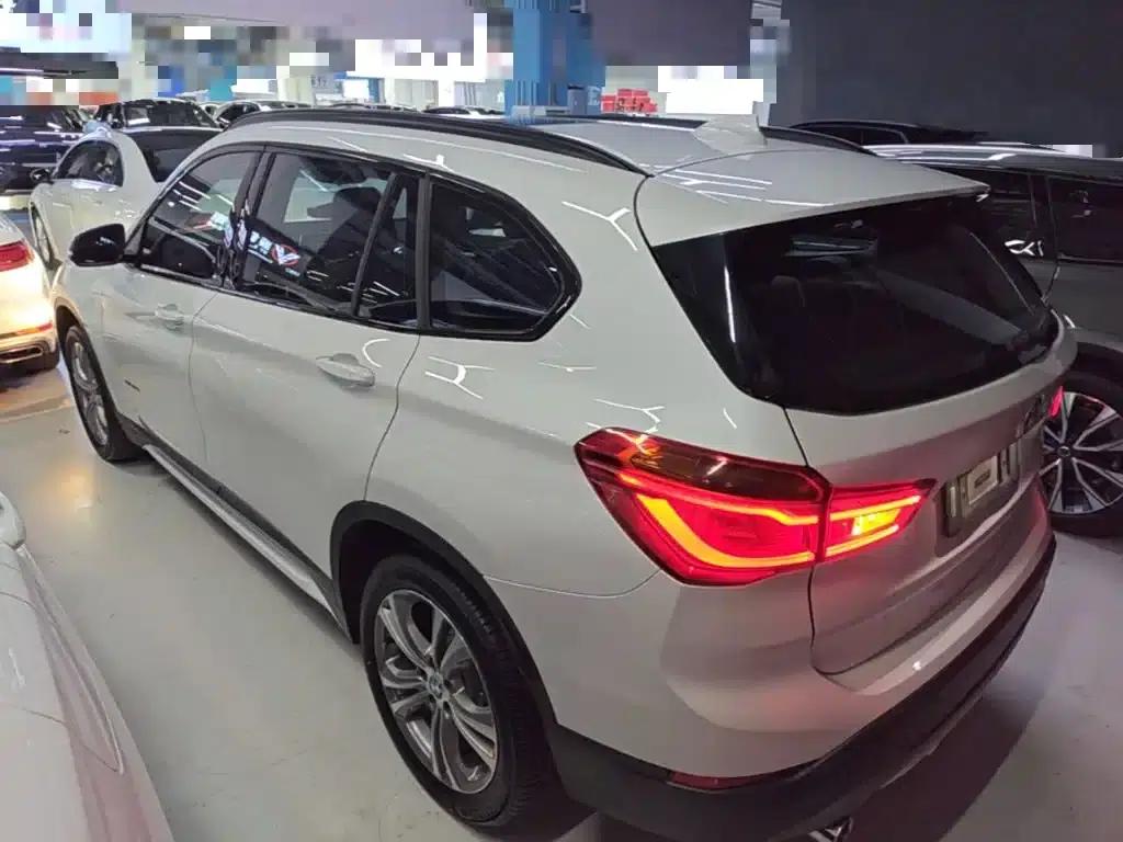 BMW X1 2018 xDrive20Li Premium — миниатюра 5