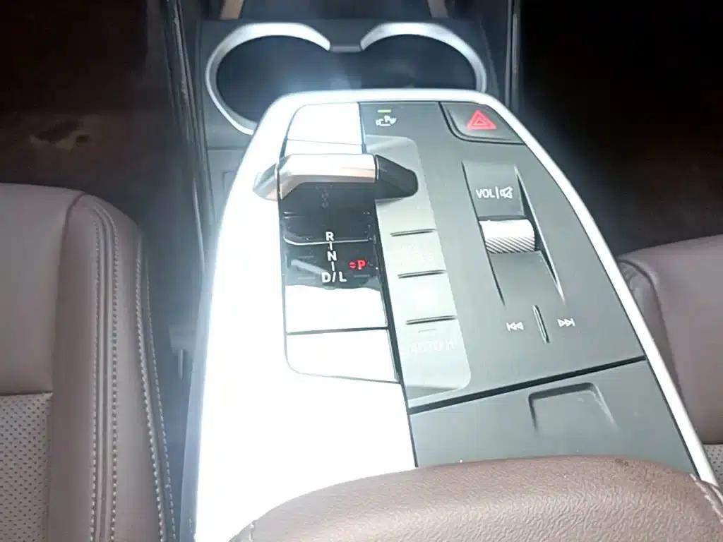 BMW X1 2023 sDrive25Li M Sport Package — миниатюра 14