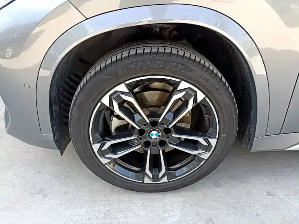 BMW X1 2023 sDrive25Li M Sport Package — миниатюра 23