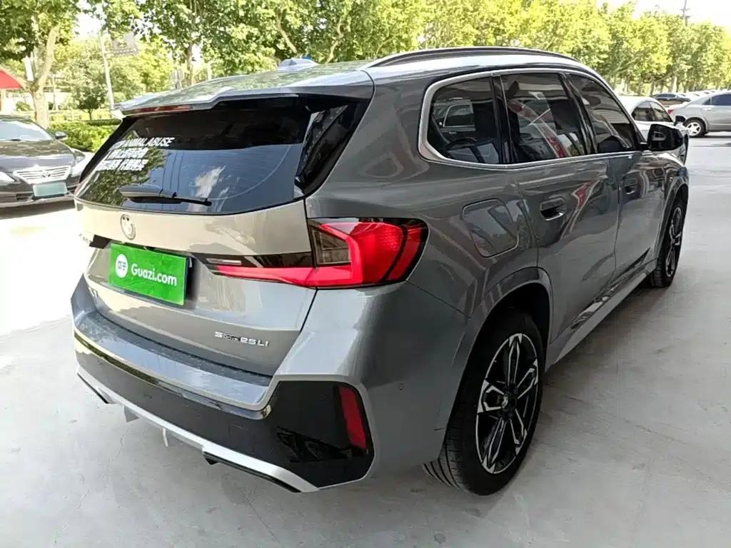 BMW X1 2023 sDrive25Li M Sport Package — миниатюра 7