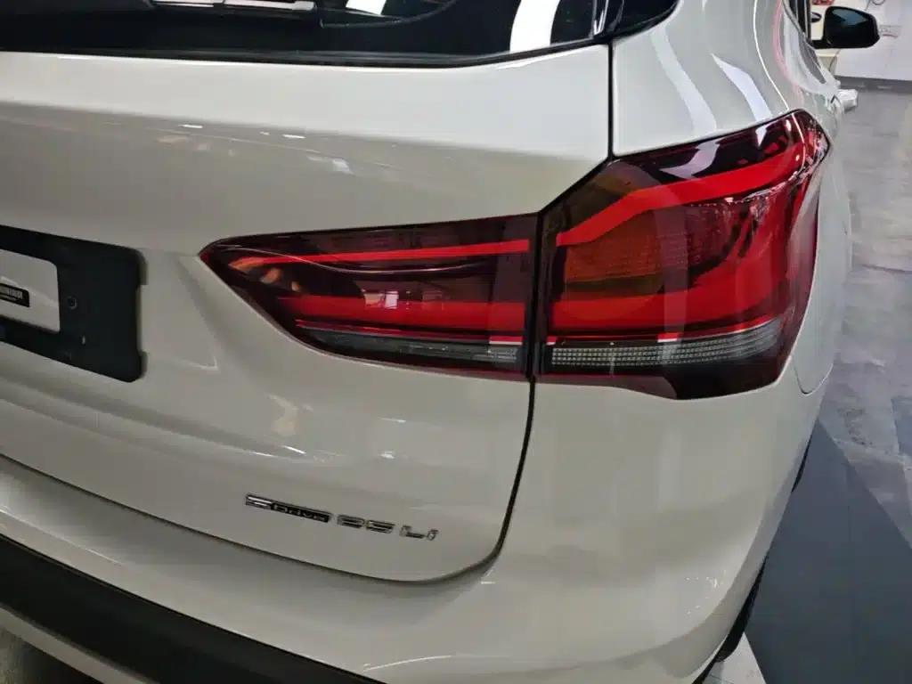 BMW X1 2021 sDrive25Li Leading Edition — миниатюра 8
