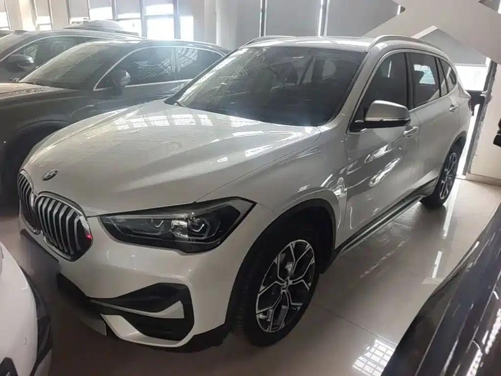 BMW X1 2022 sDrive20Li Premium — миниатюра 2
