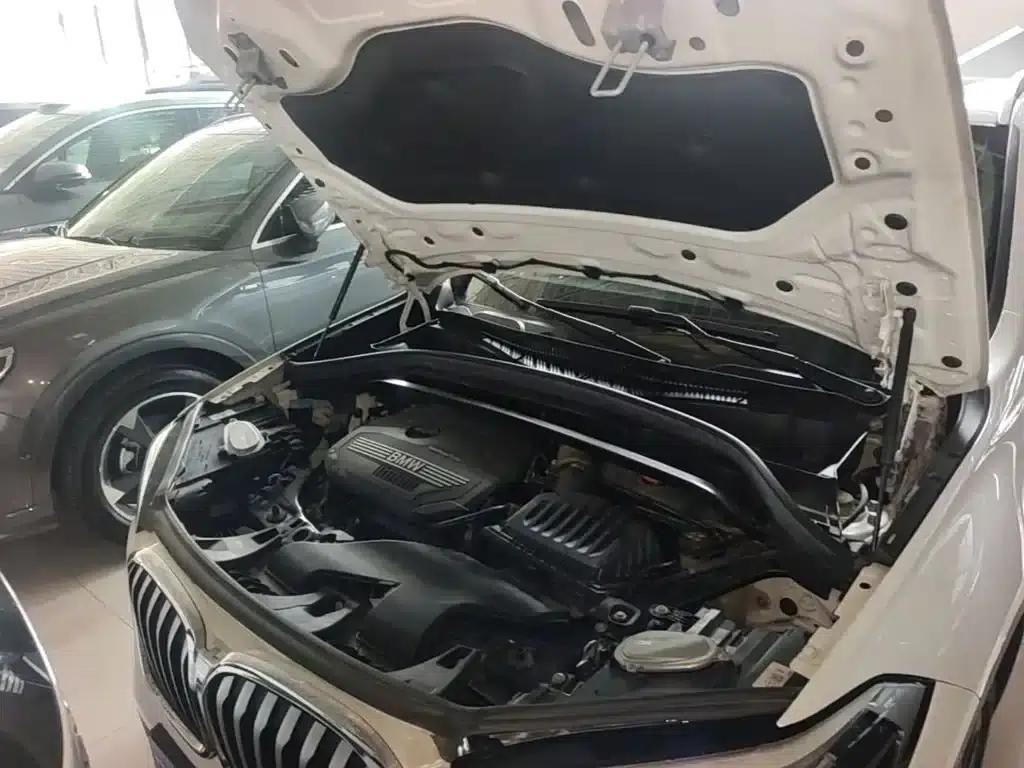 BMW X1 2022 sDrive20Li Premium — миниатюра 20