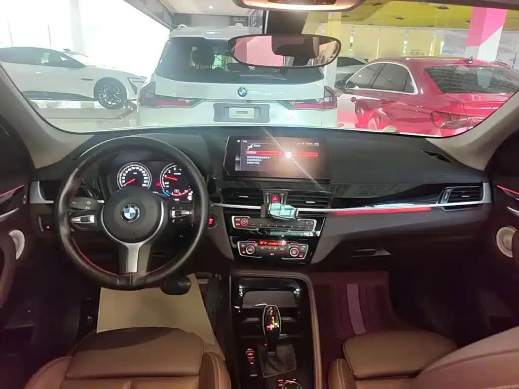 BMW X1 2022 sDrive20Li Premium — миниатюра 10