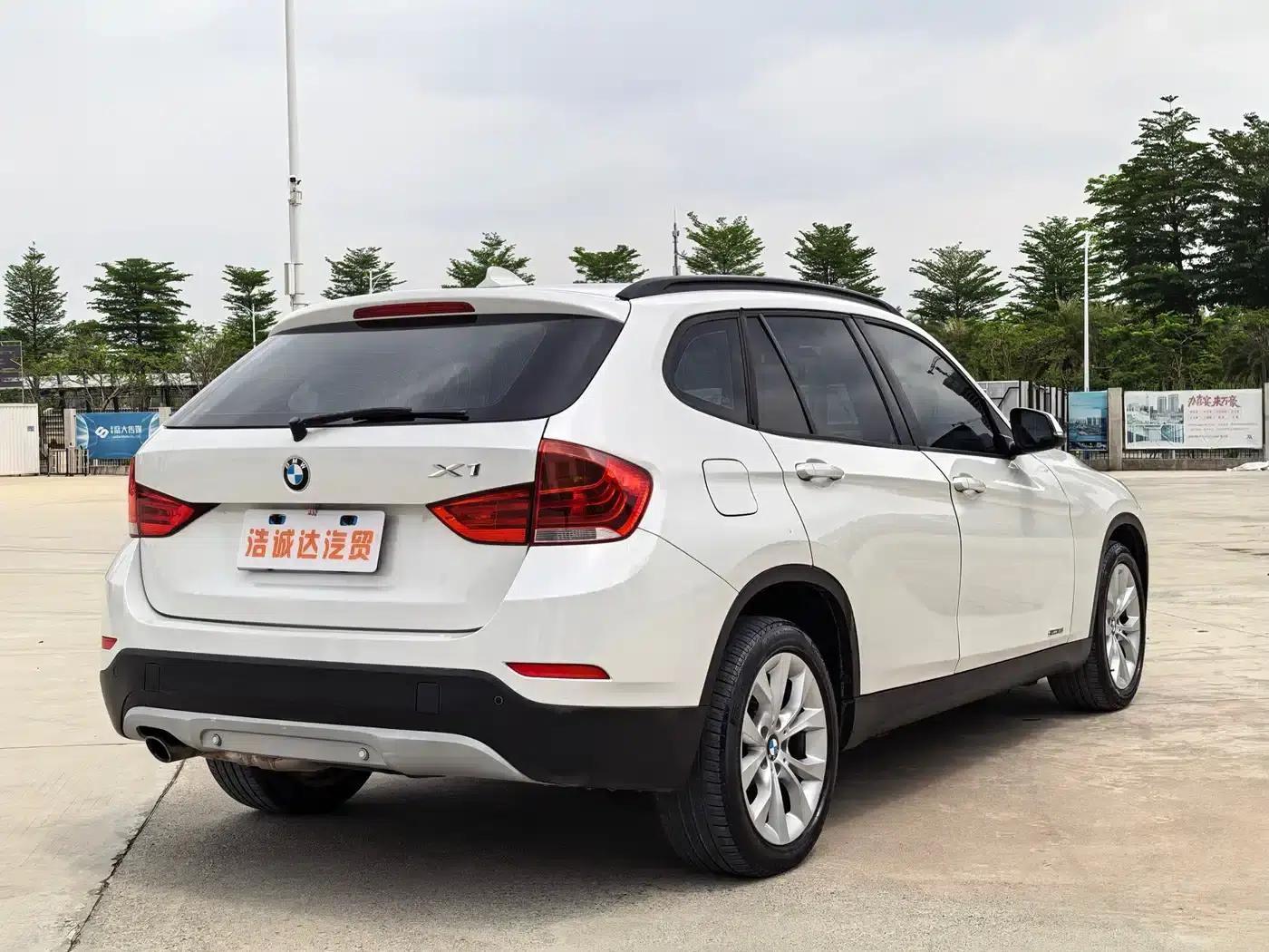 2012 BMW X1 Imported sDrive18i Luxury Model — миниатюра 17