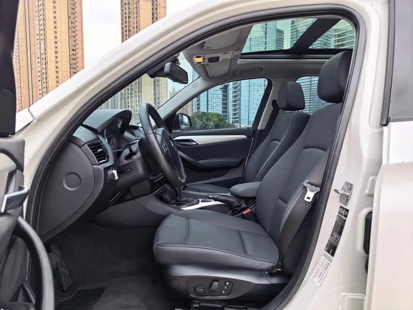 2012 BMW X1 Imported sDrive18i Luxury Model — миниатюра 6