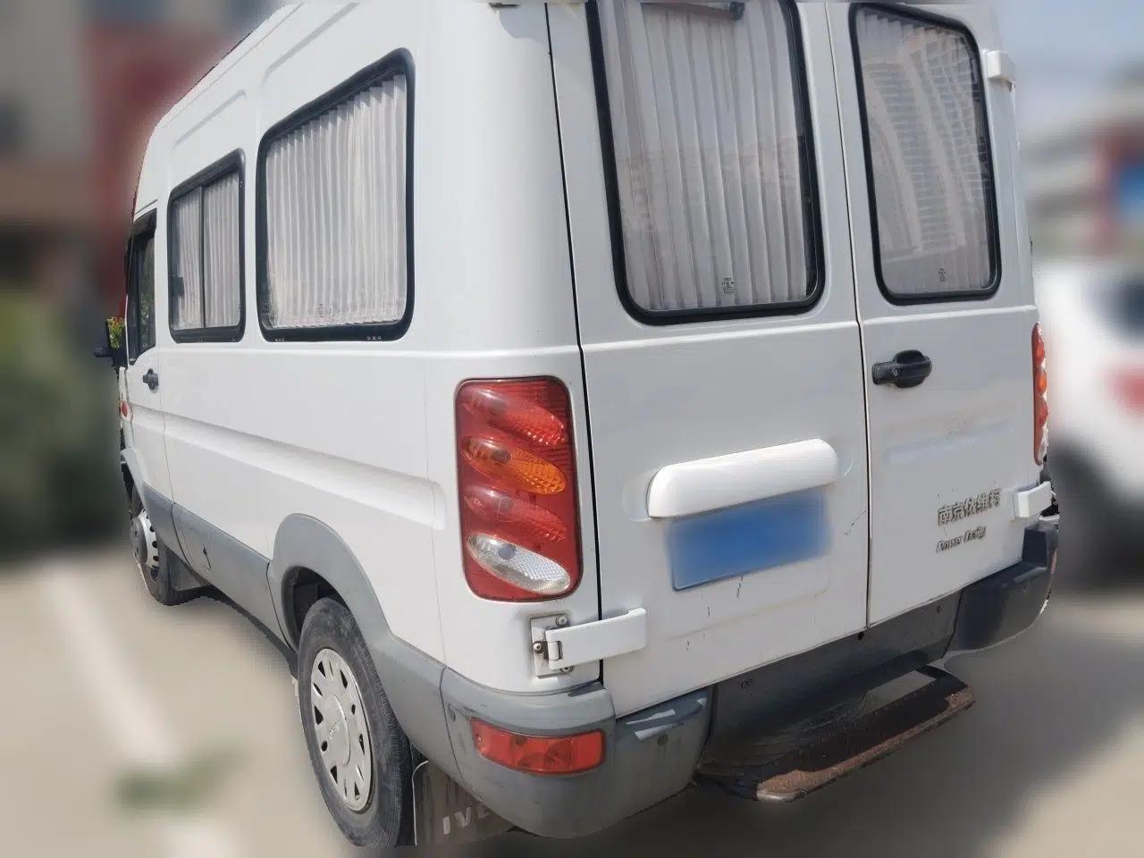 Iveco Power Daily 2013 3.0T-A37 Dual-Purpose Low-Roof F1C Van — миниатюра 4