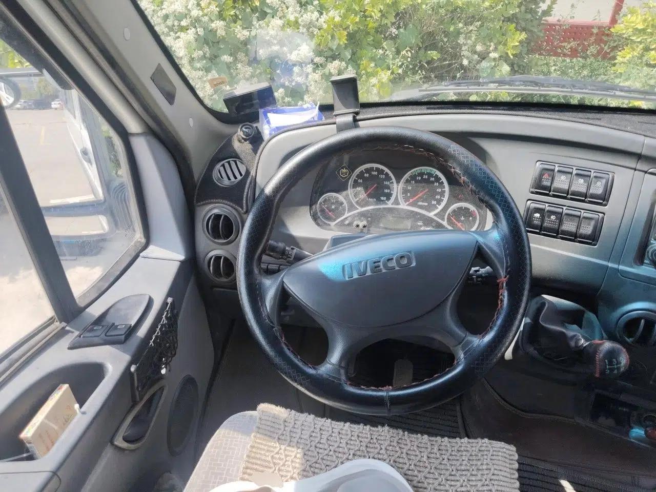 Iveco Power Daily 2013 3.0T-A37 Dual-Purpose Low-Roof F1C Van — миниатюра 10