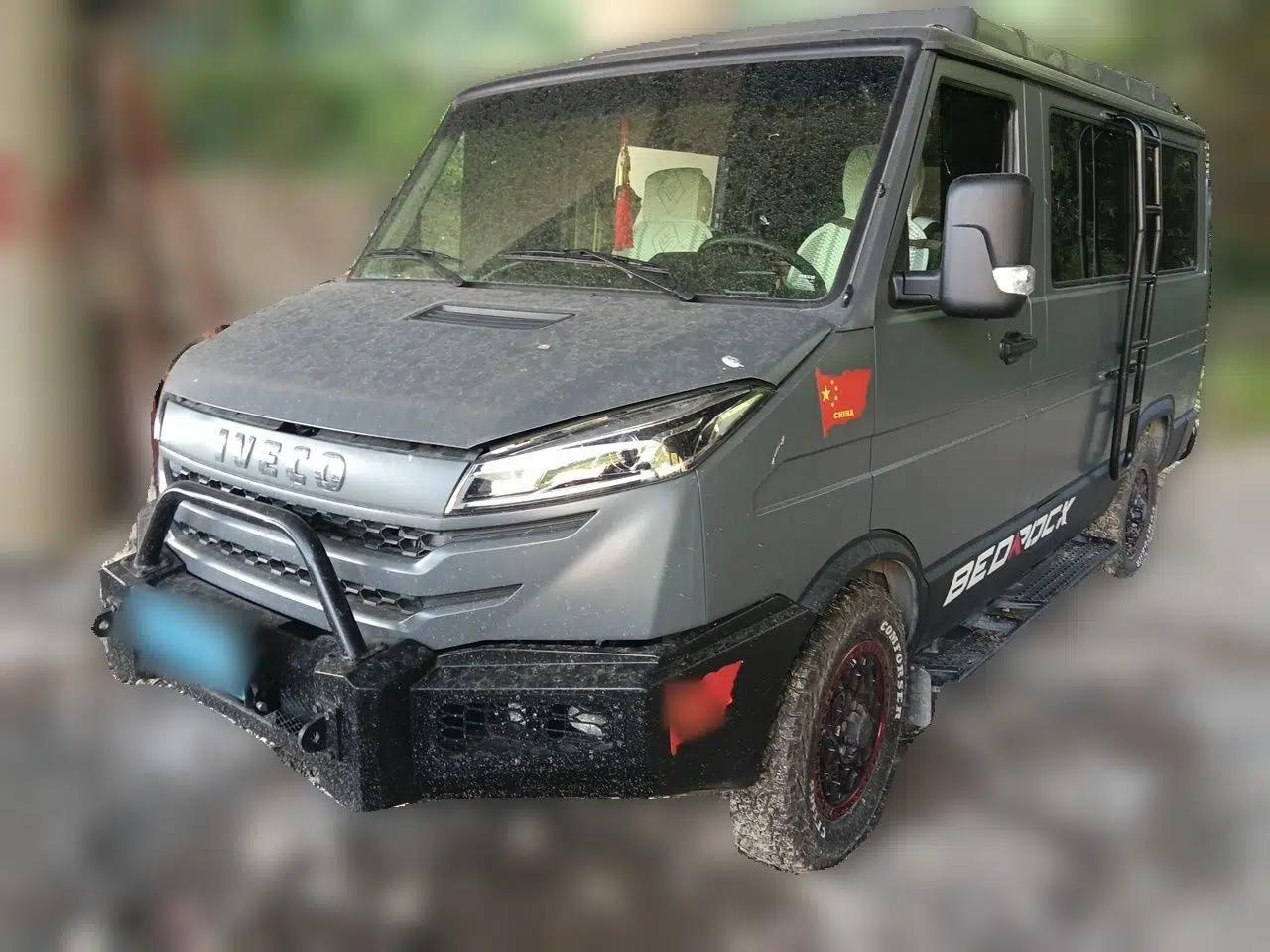 Iveco Daily Iveco diesel, 2.5-liter, single-wheel drive, 7 seats, automatic transmission — миниатюра 1