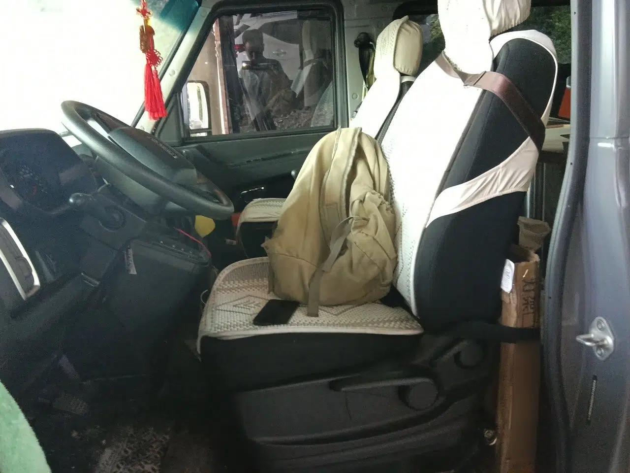 Iveco Daily Iveco diesel, 2.5-liter, single-wheel drive, 7 seats, automatic transmission — миниатюра 15